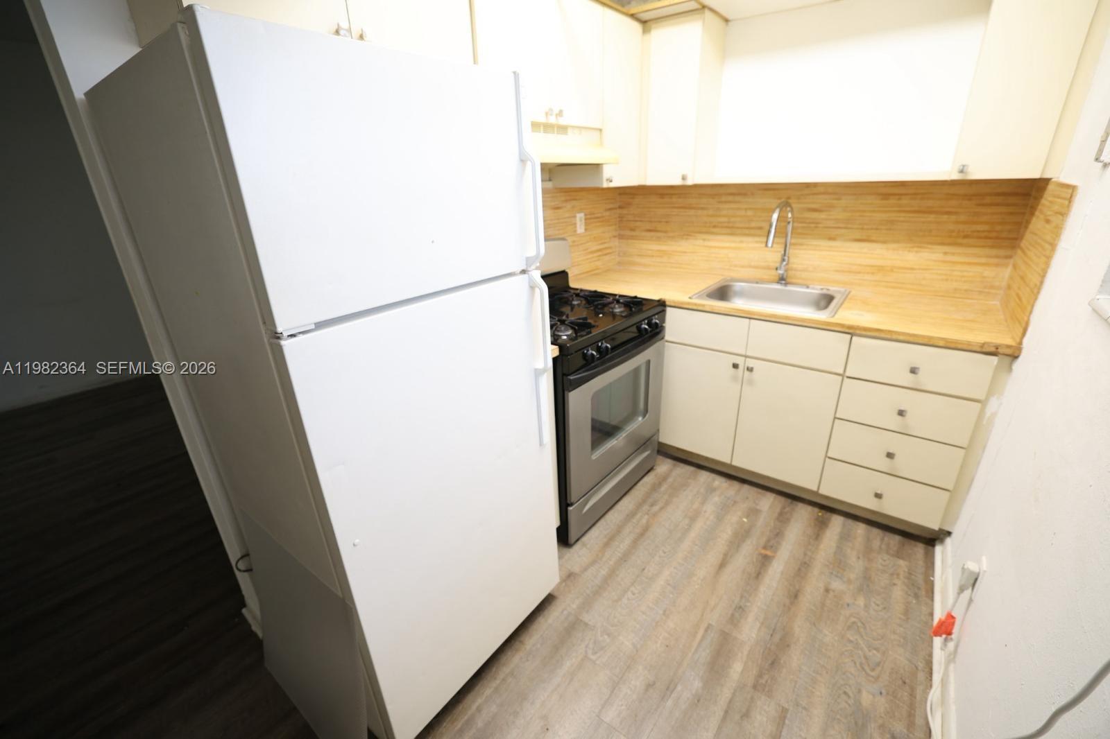 HIALEAH 13TH ADDN AMD PL - Residential Lease