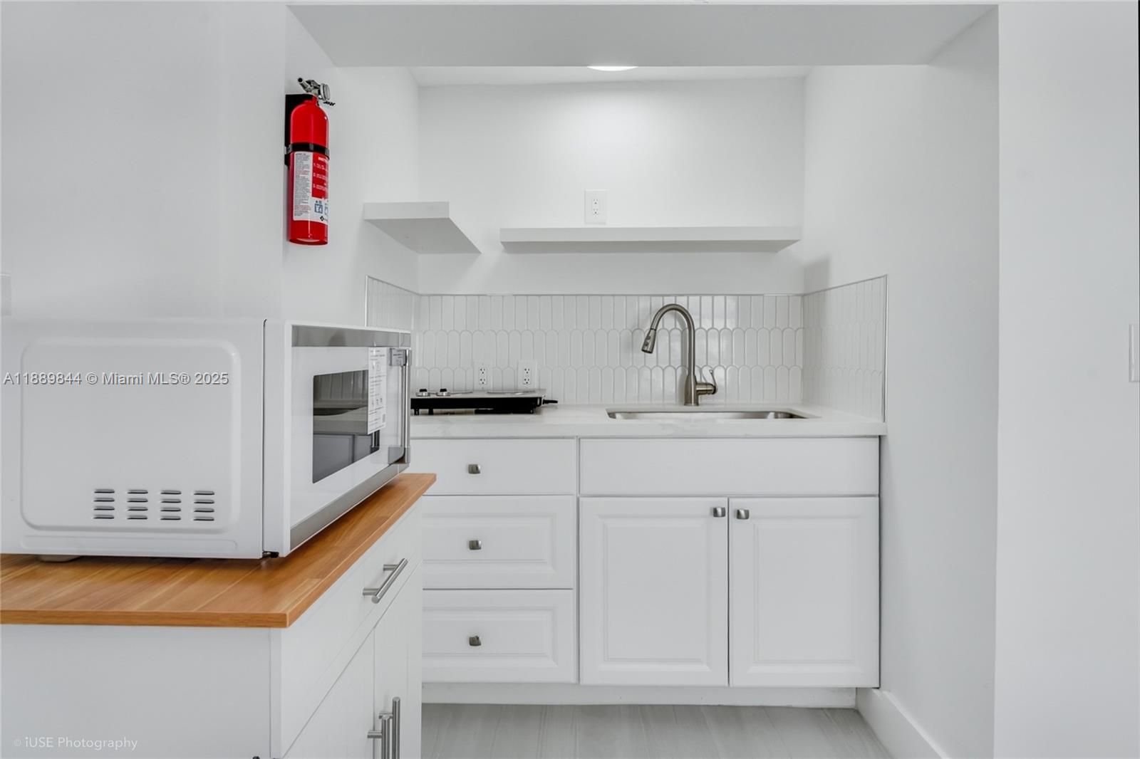 STEVES ESTATES - Residential Lease
