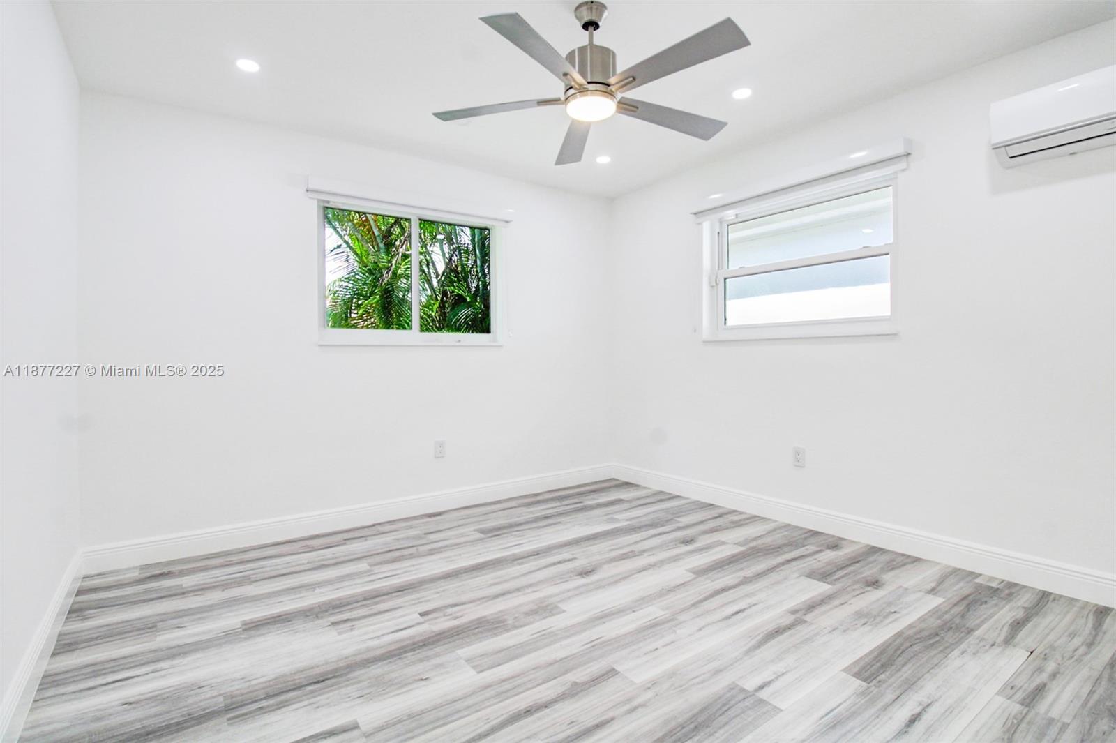 CHAMBERS LAND CO SUB SE1/ - Residential Lease