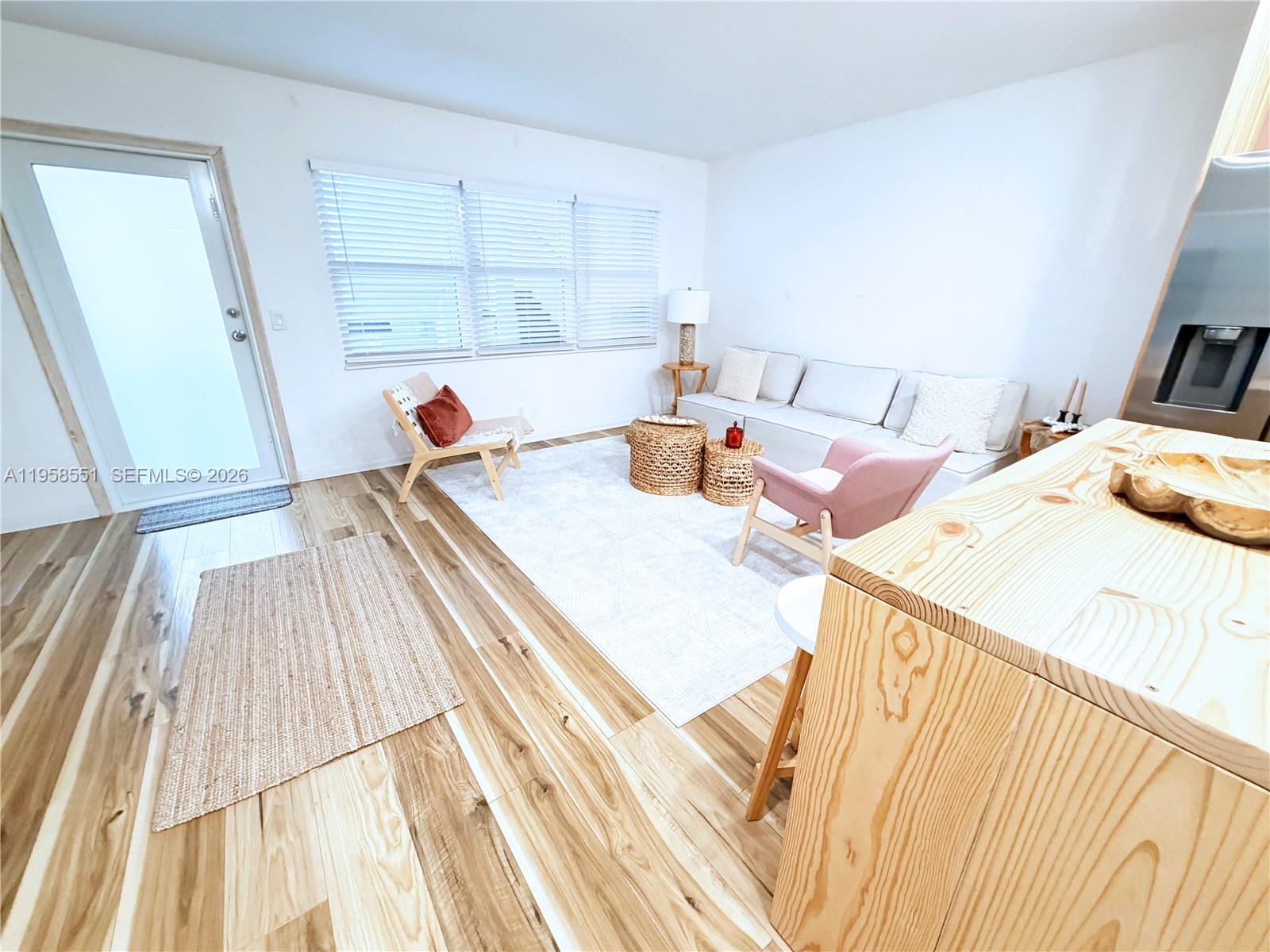 2130 Cambridge F 213o