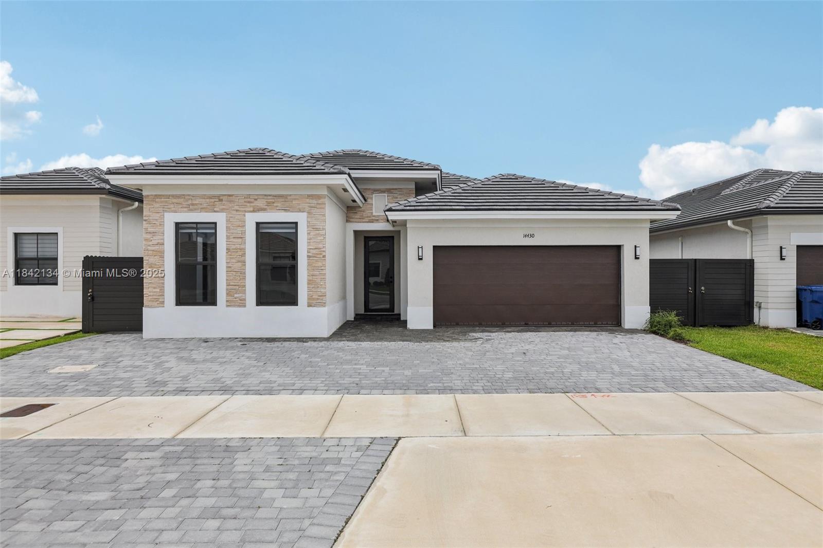 14430 SW 18th St