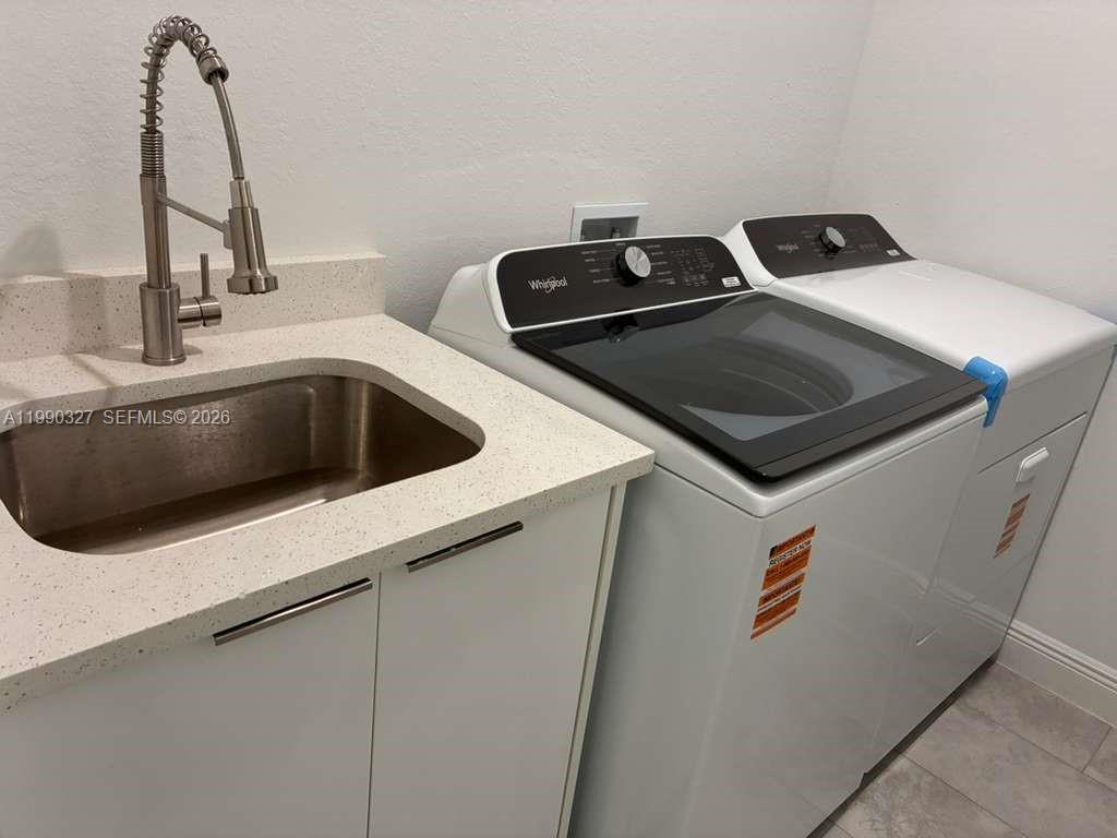 Port LaBelle - Residential