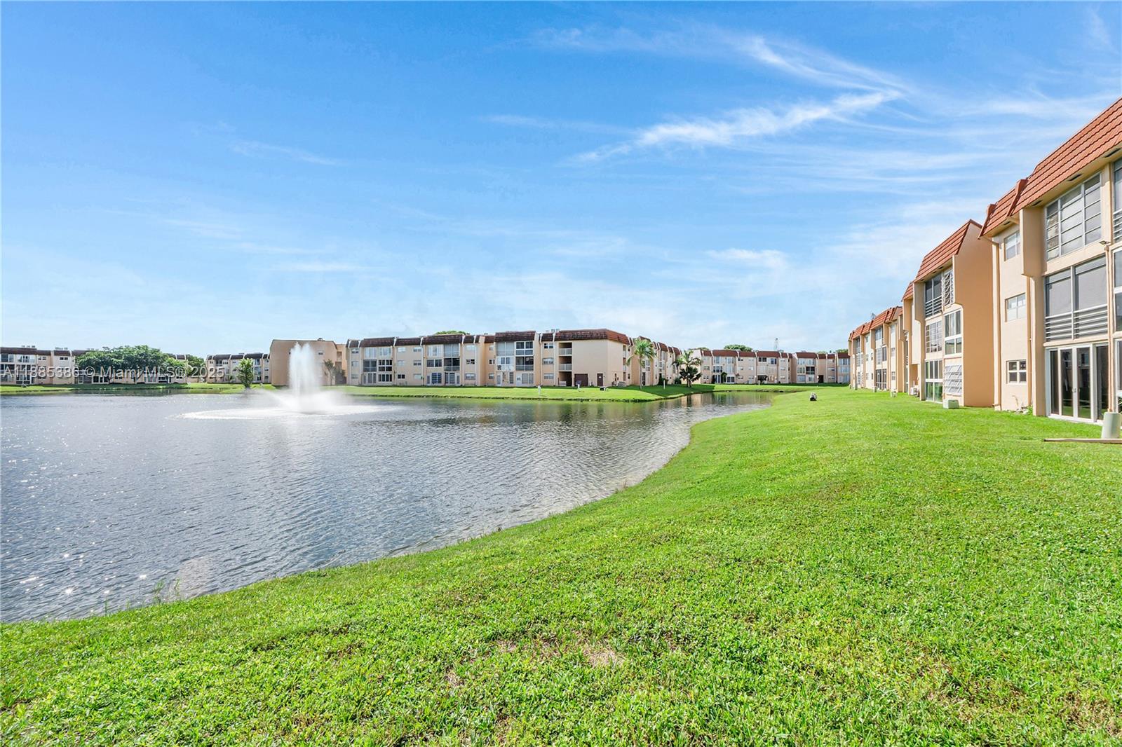 SUNRISE LAKES 80 CONDO - Residential