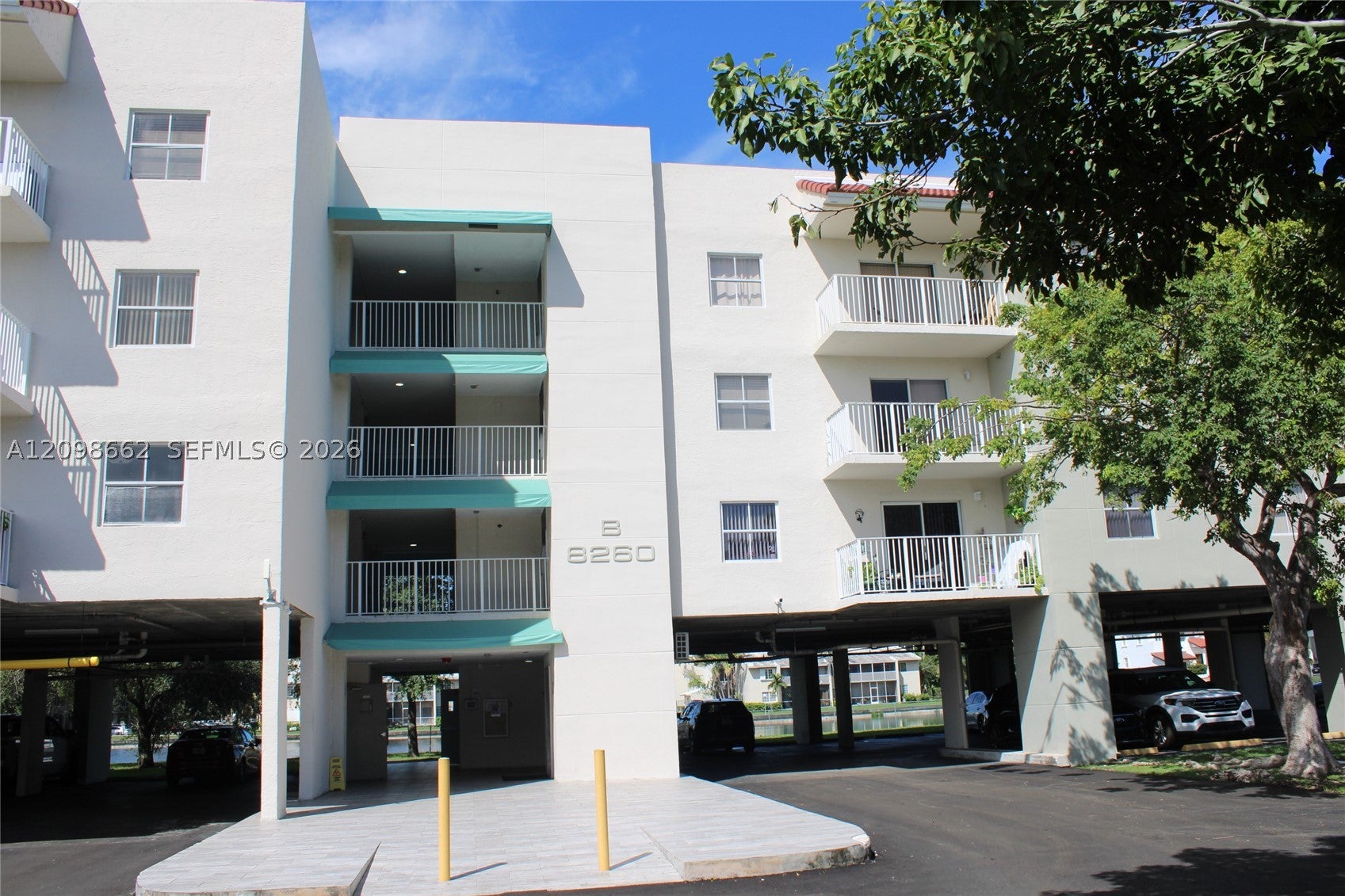 8260 SW 210th St 216, Cutler Bay, FL, 33189/$169,900 1 8260 SW 210th St 216