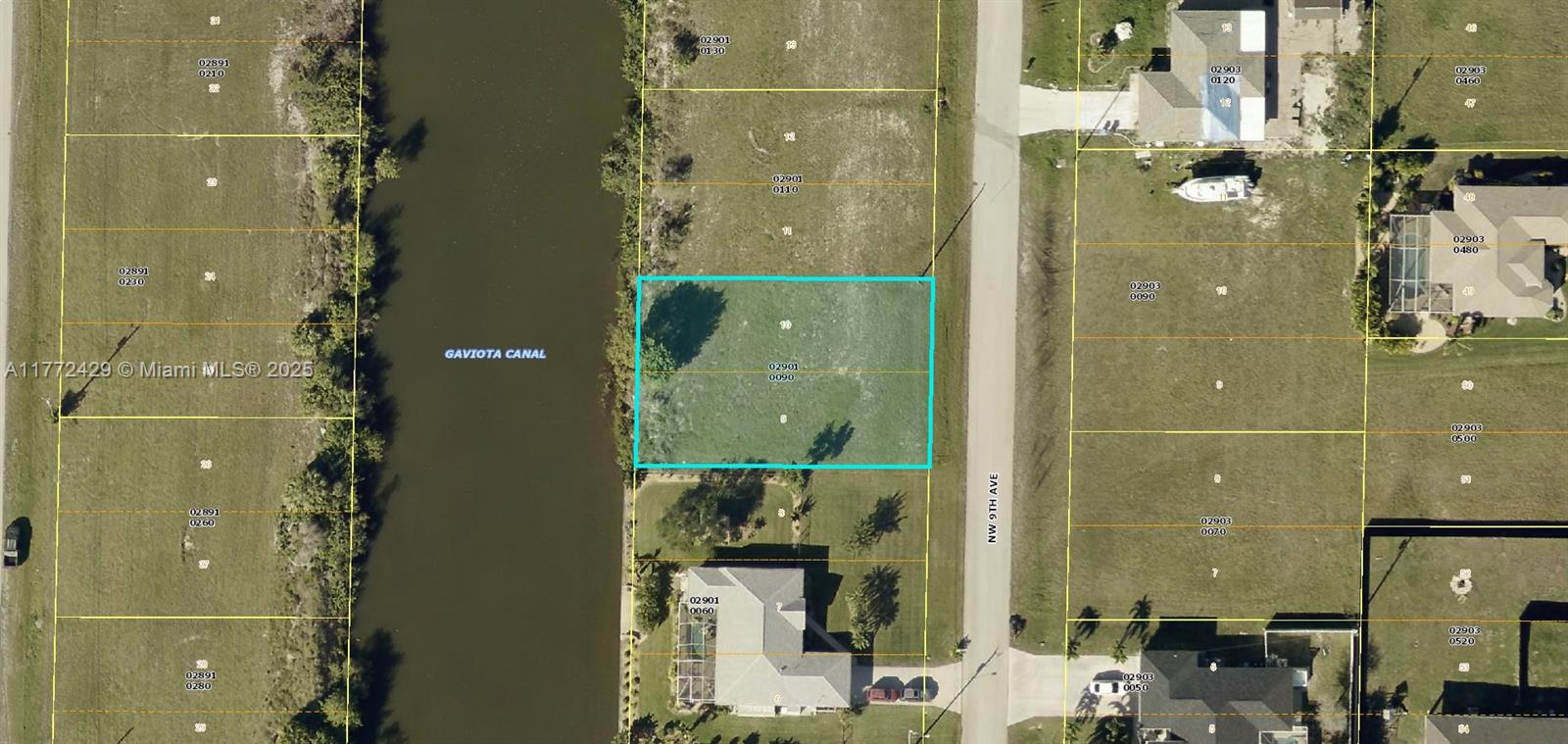 Exciting opportunity alert! Imagine building your dream home on a freshwater canal with access to several beautiful lakes. This incredible lot is conveniently located, providing easy access to fishing, golfing, exquisite dining, and all the shopping you could ever want - all just a quick drive away. Only minutes to the Pine Island corridor and Burnt Store area. Don't miss out on this chance to create your perfect oasis!