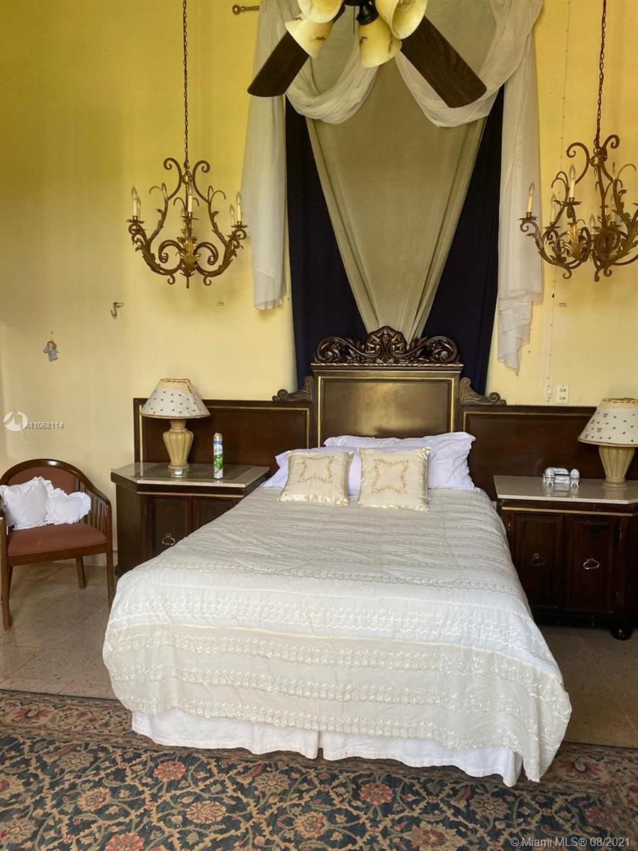 MERIDA YUCATAN - Land