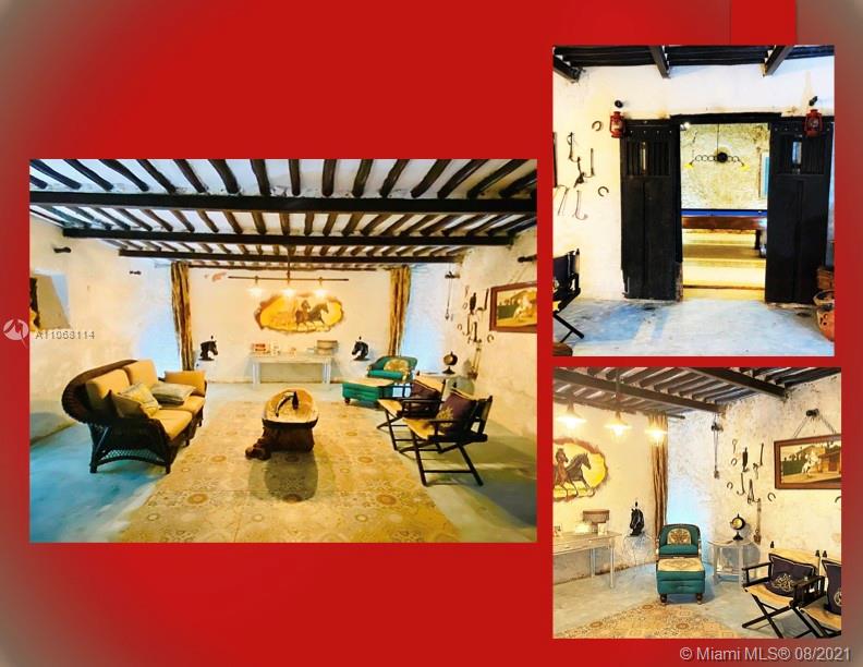 MERIDA YUCATAN - Land