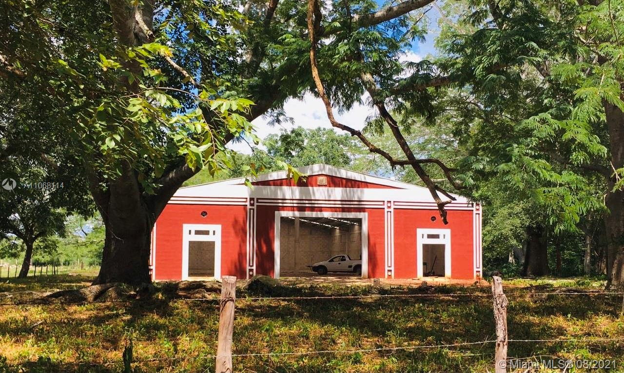 MERIDA YUCATAN - Land