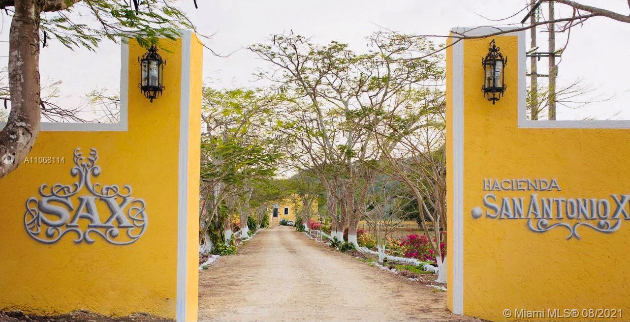 MERIDA YUCATAN - Land