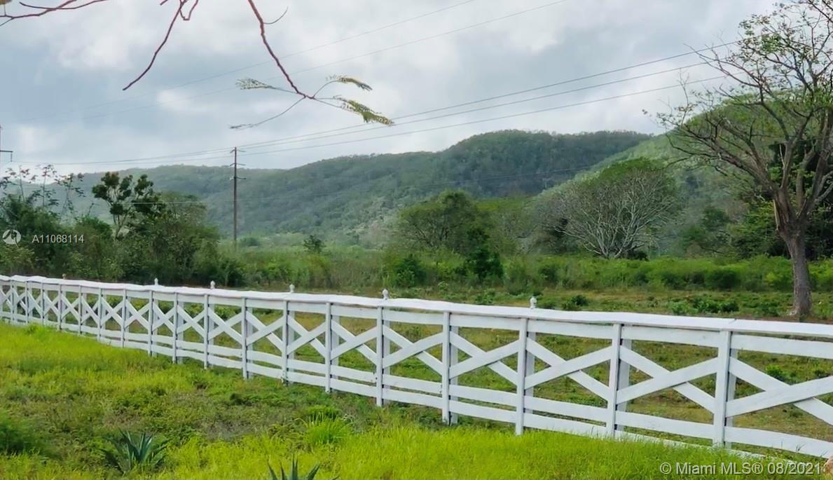 MERIDA YUCATAN - Land