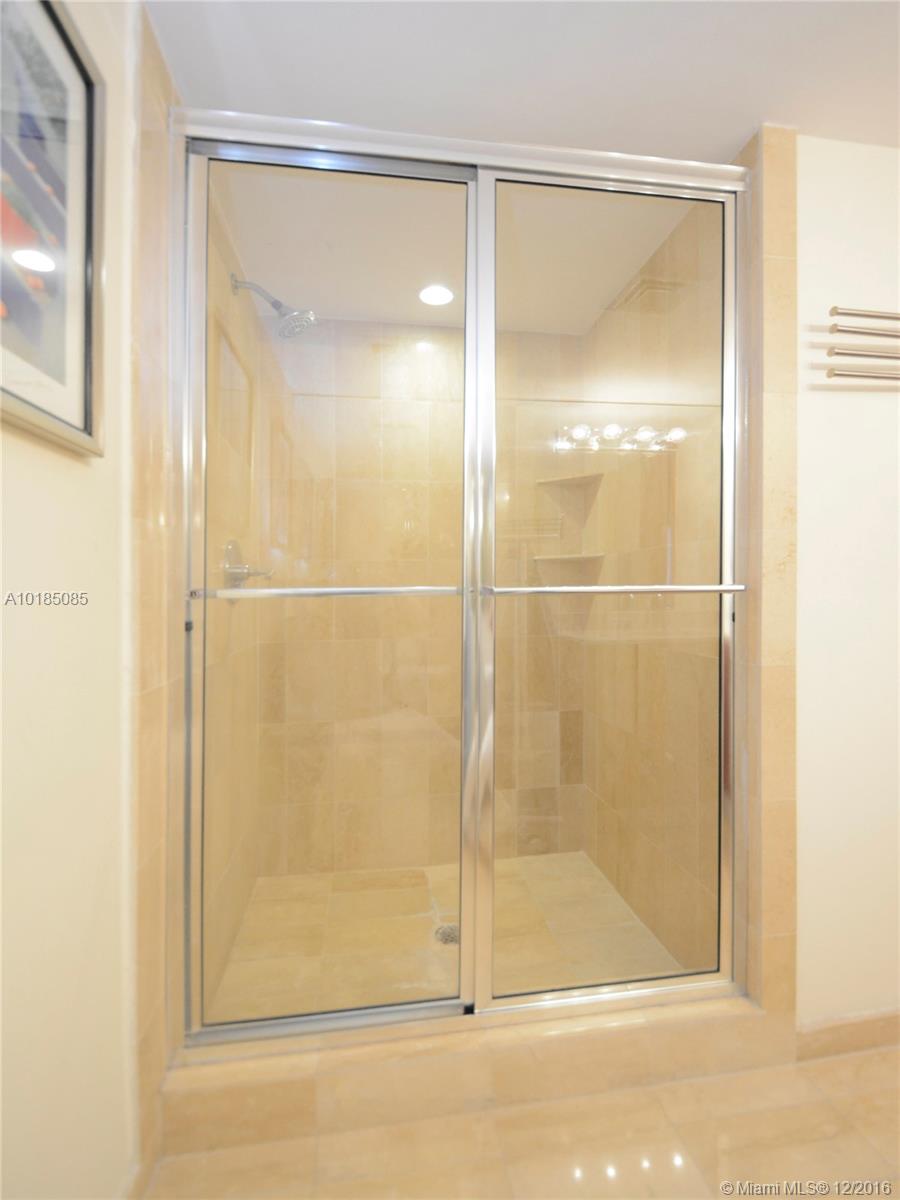 Spiaggia Ocean Condo - Residential Lease