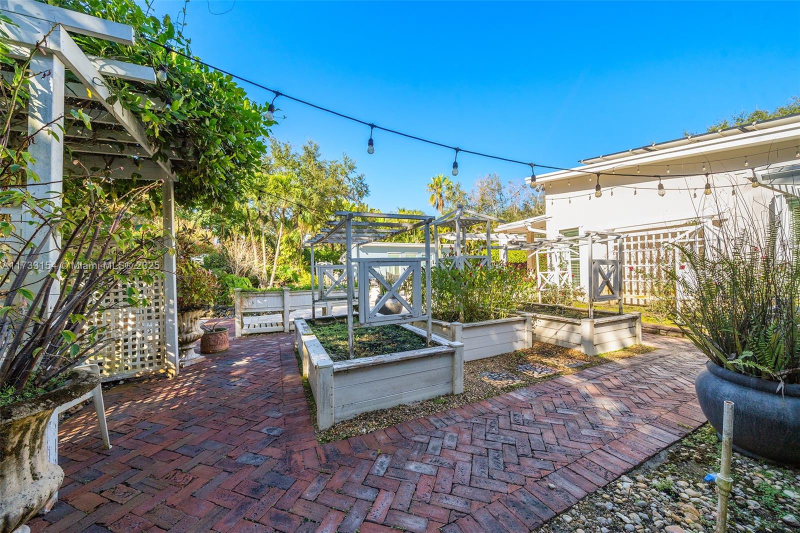 Estates - Residential