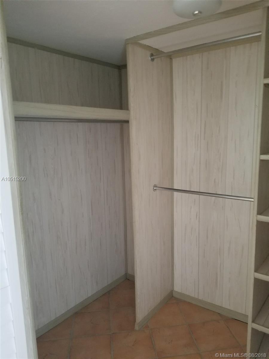 Key Biscayne One Hundred - Residential Lease