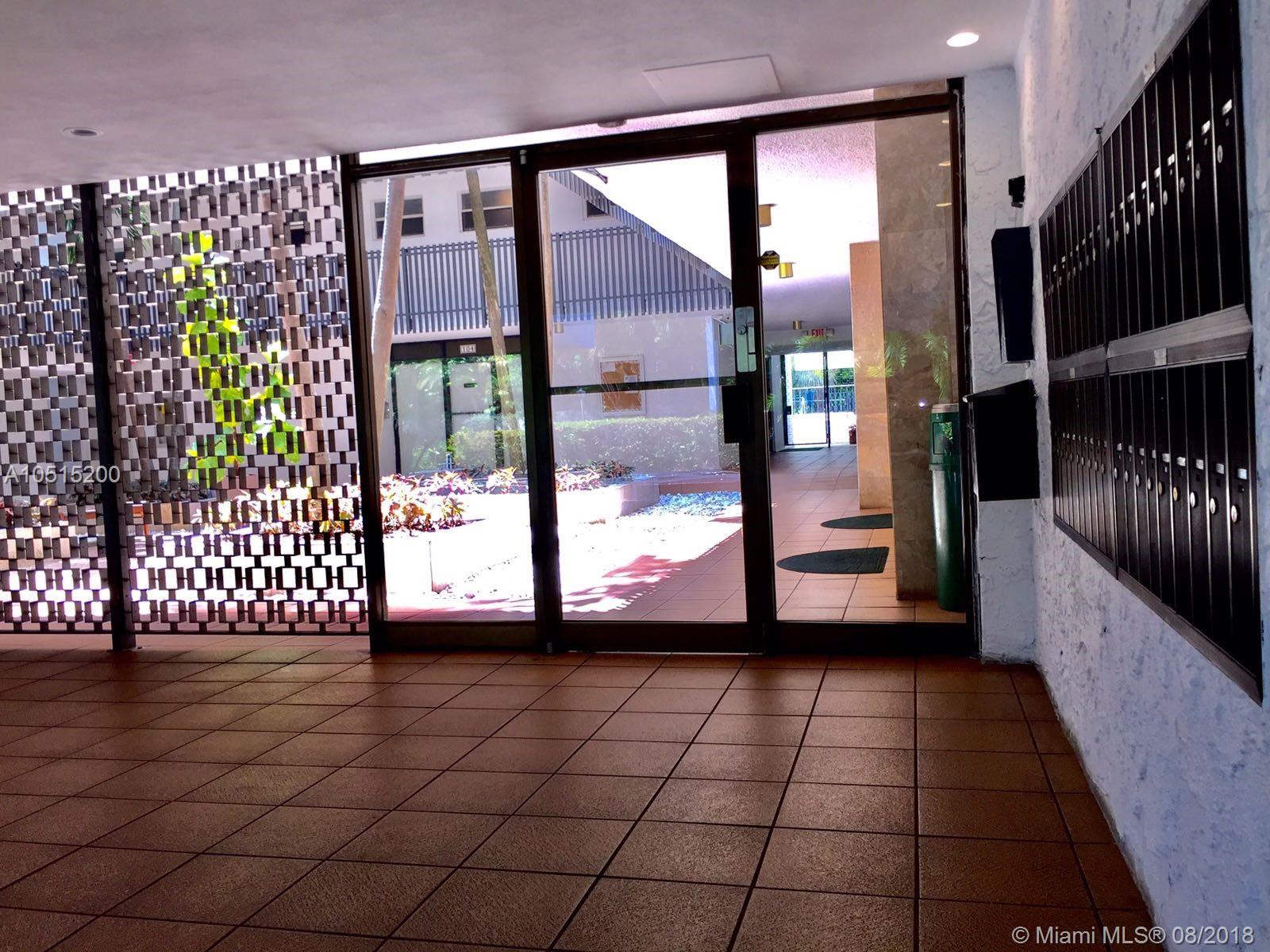 Key Biscayne One Hundred - Residential Lease