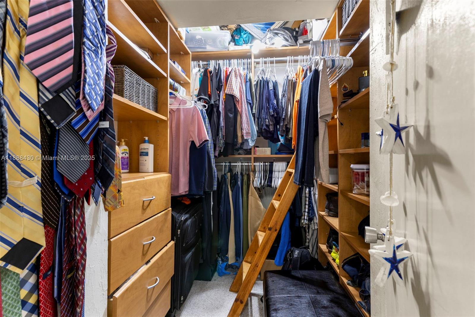 RIVERWOOD SEC 3 - Residential