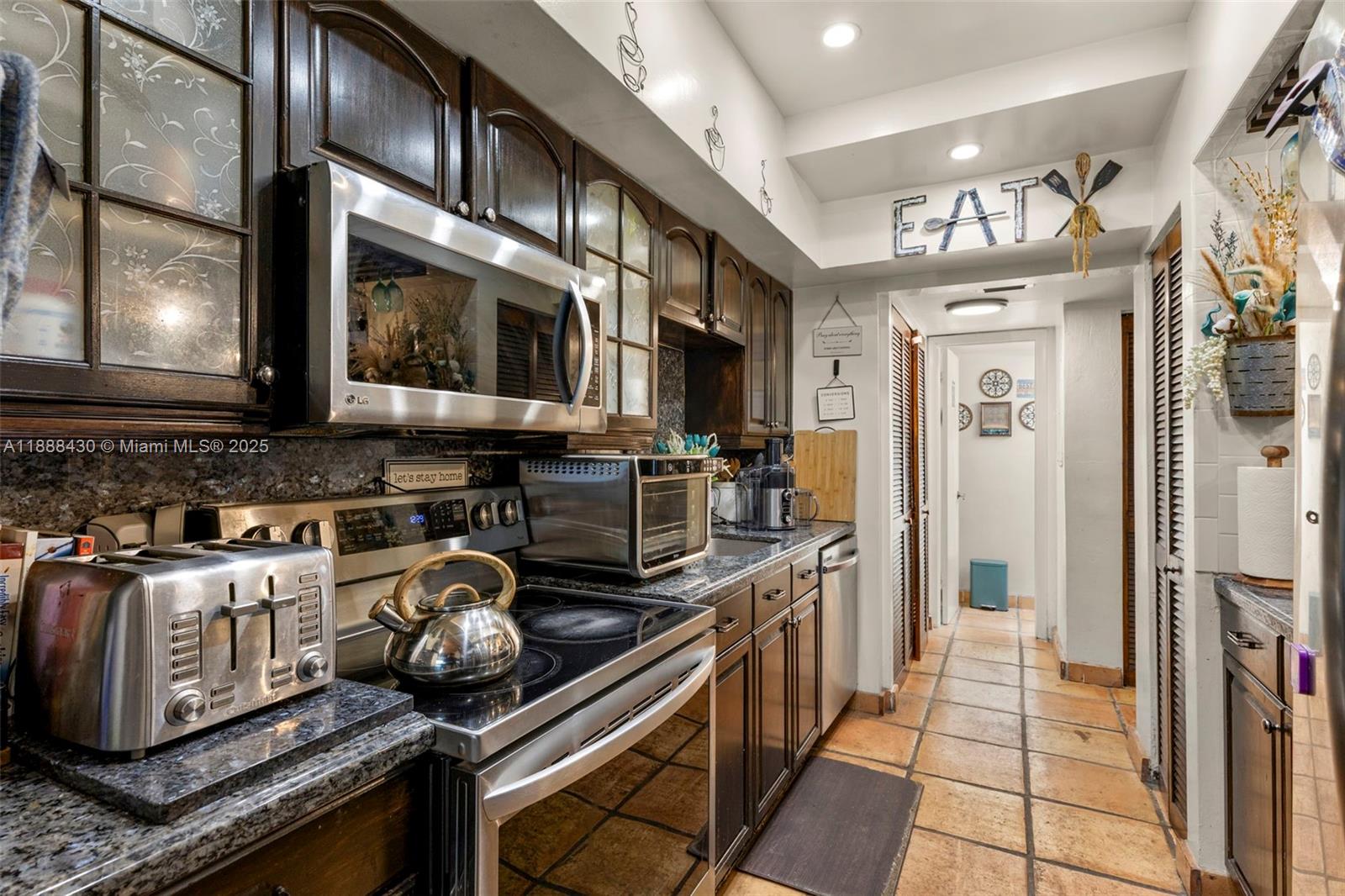 RIVERWOOD SEC 3 - Residential