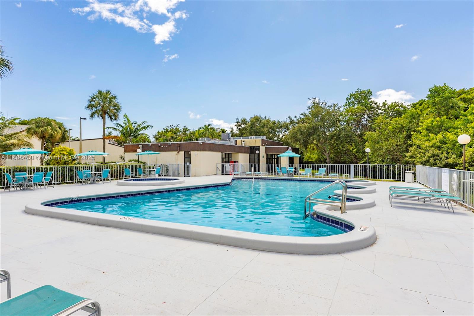 RIVERWOOD SEC 3 - Residential