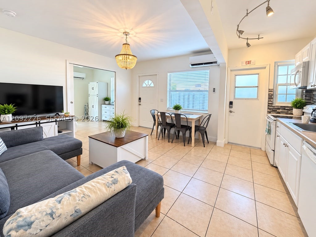 Photo of 1639 Hayes St #2, Hollywood, FL 33020 (MLS # A12092226)