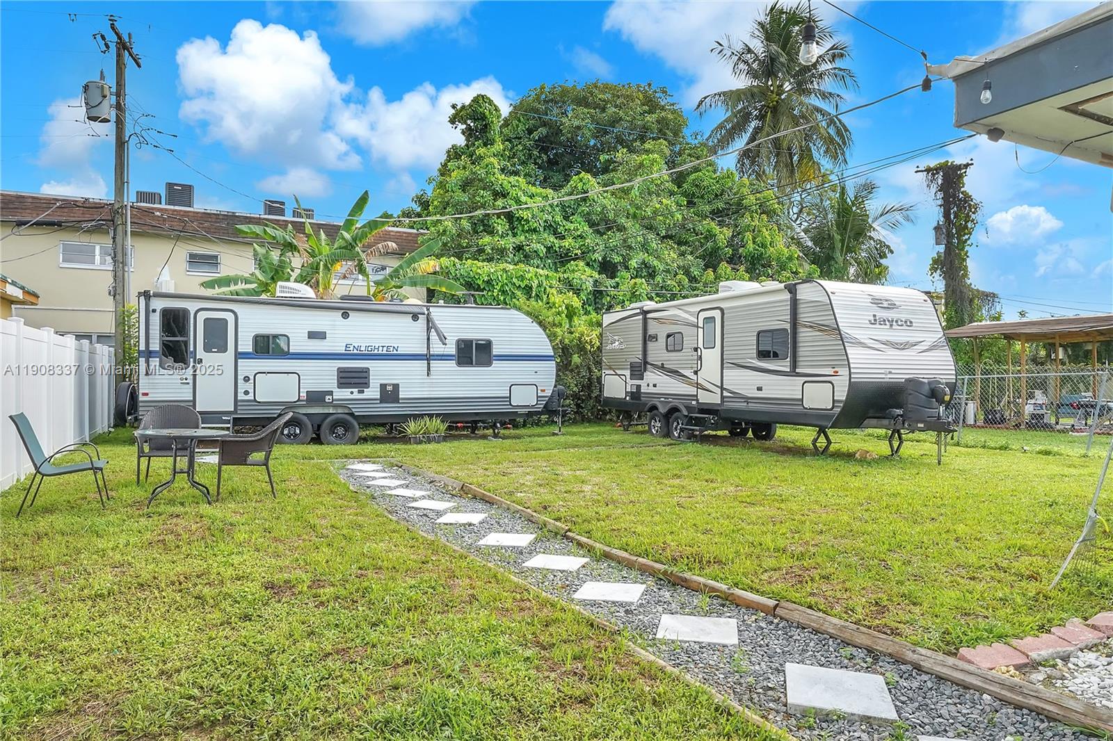 PINE RIDGE PARK - Residential Lease