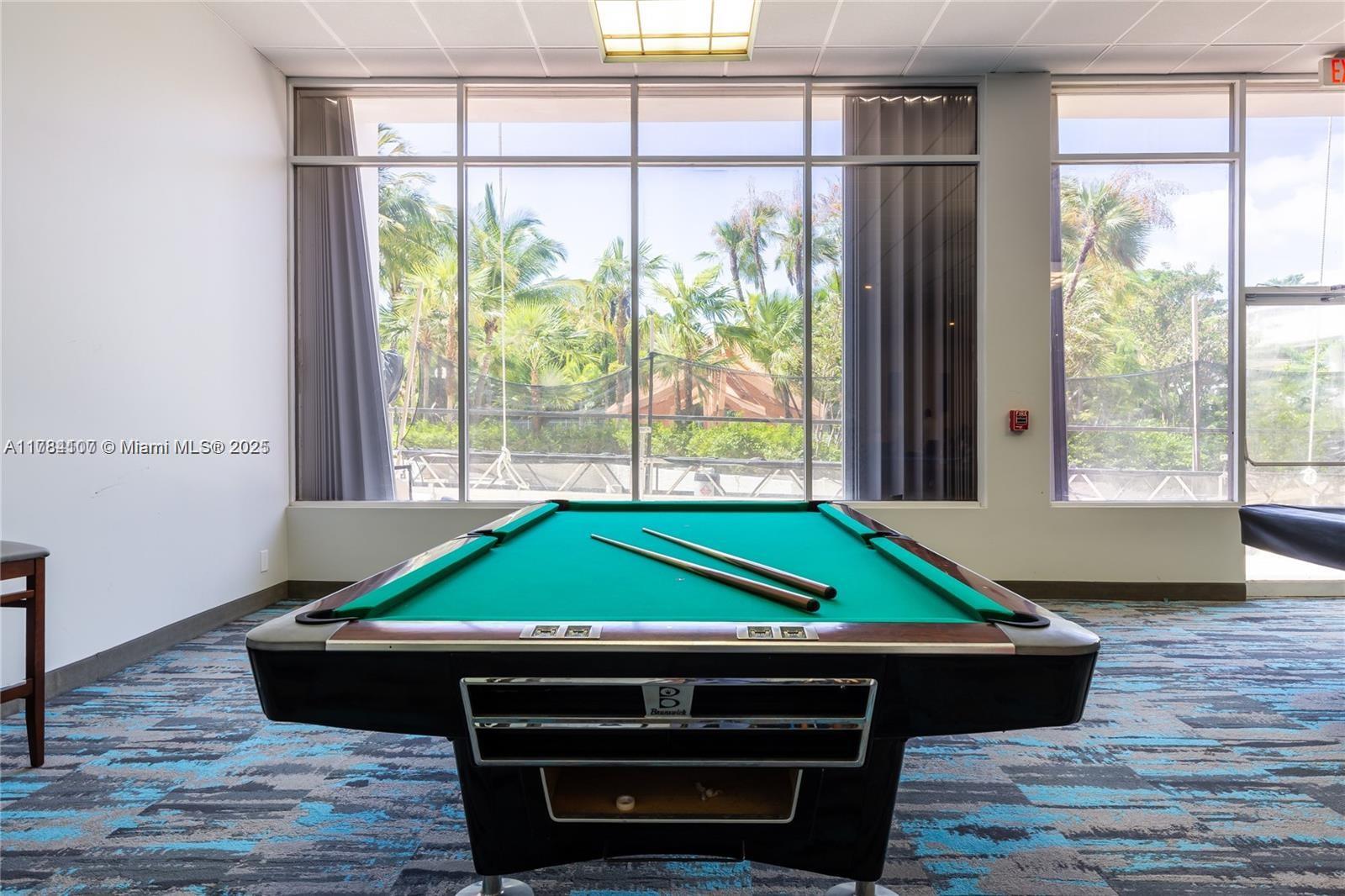 ARLEN HOUSE EAST CONDO - Residential