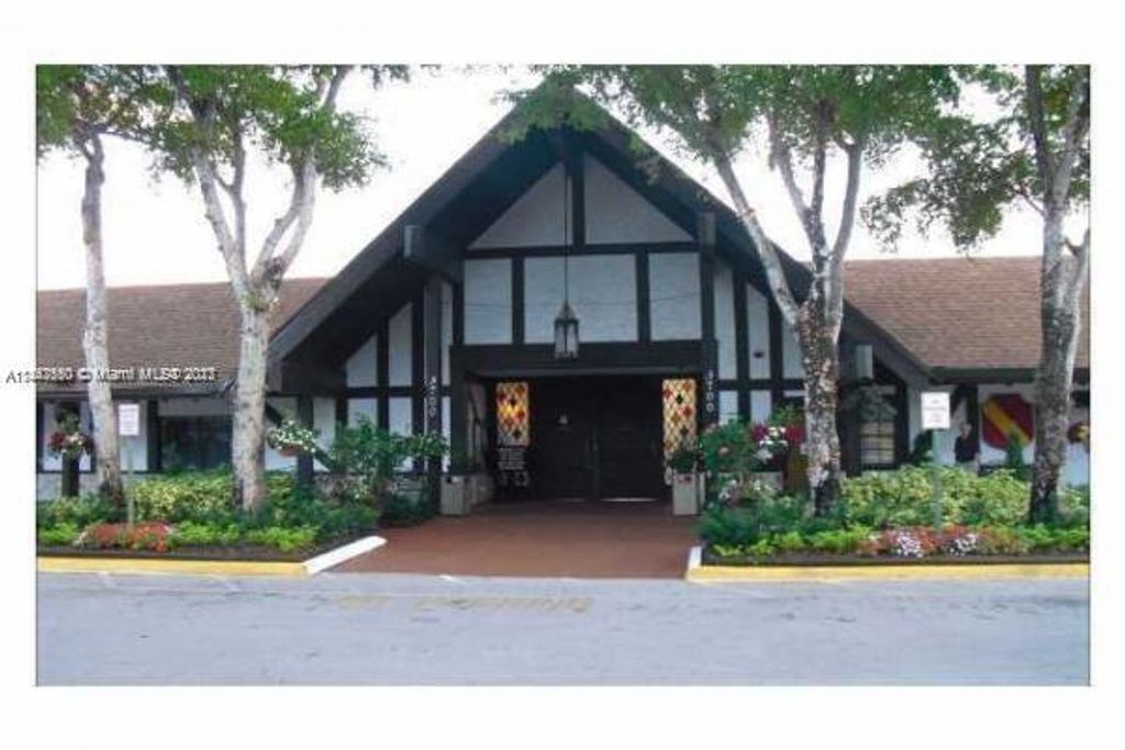 Photo of 3680 Inverrary Dr #3W, Lauderhill, FL 33319 (MLS # A11447660)