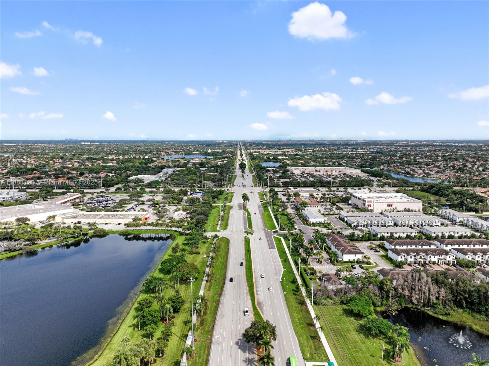 STELLAR PEMBROKE PINES - Residential