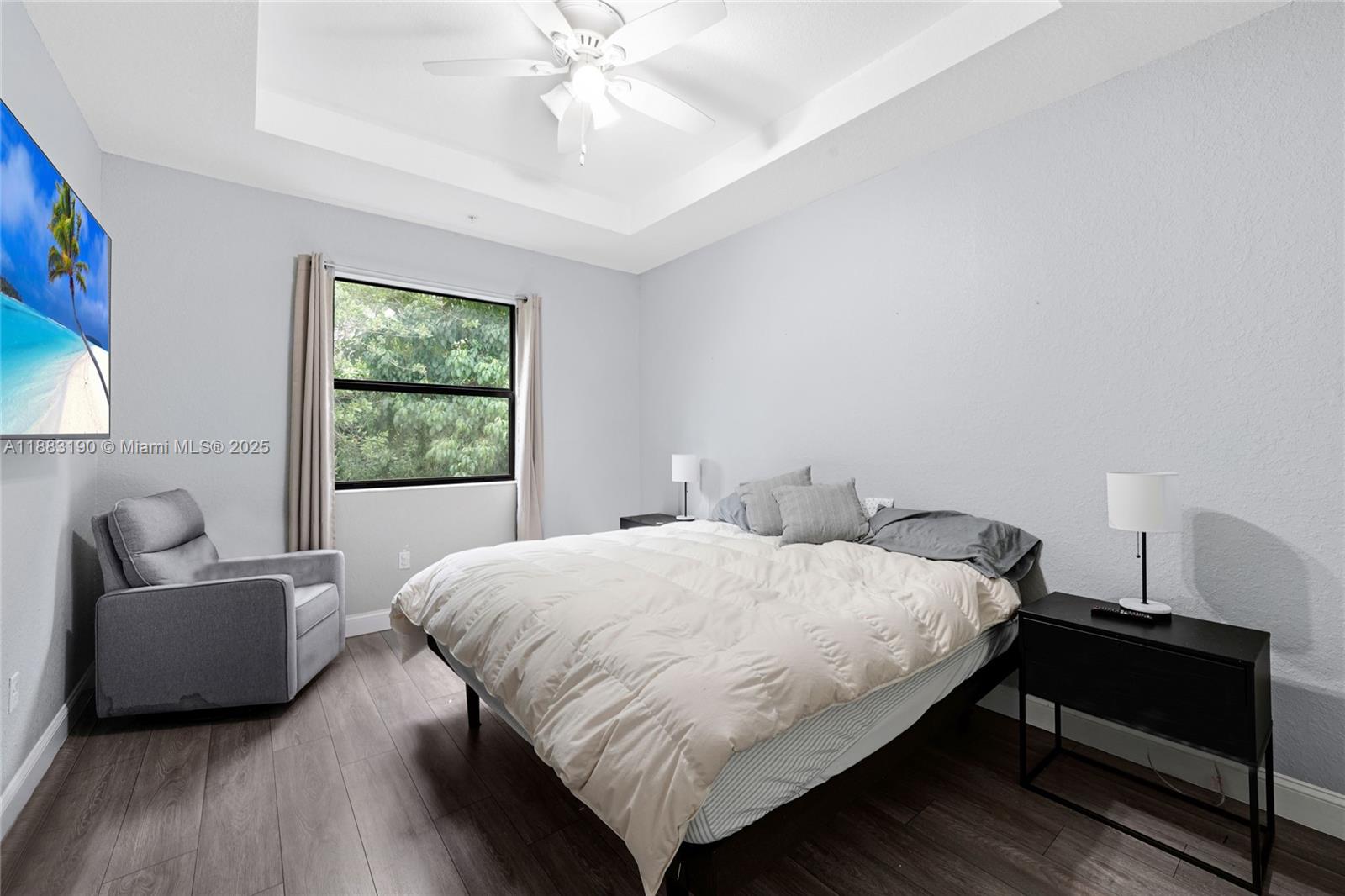 STELLAR PEMBROKE PINES - Residential