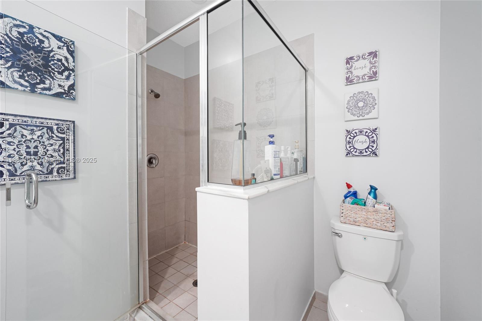 STELLAR PEMBROKE PINES - Residential