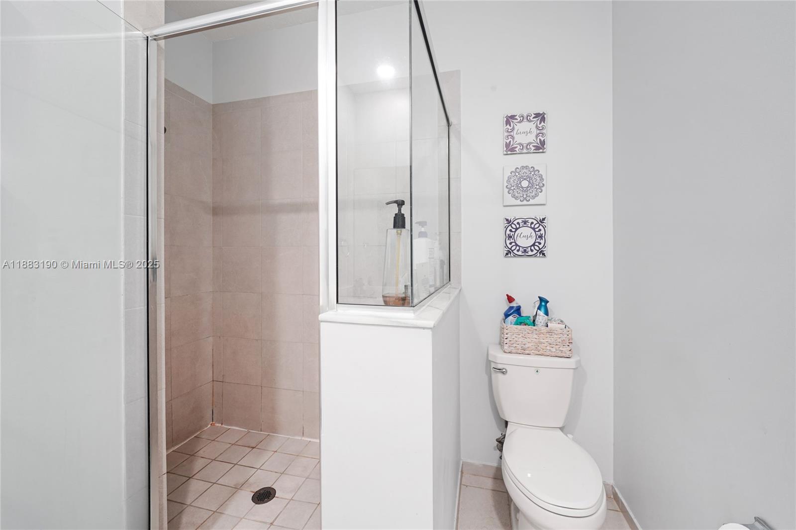 STELLAR PEMBROKE PINES - Residential