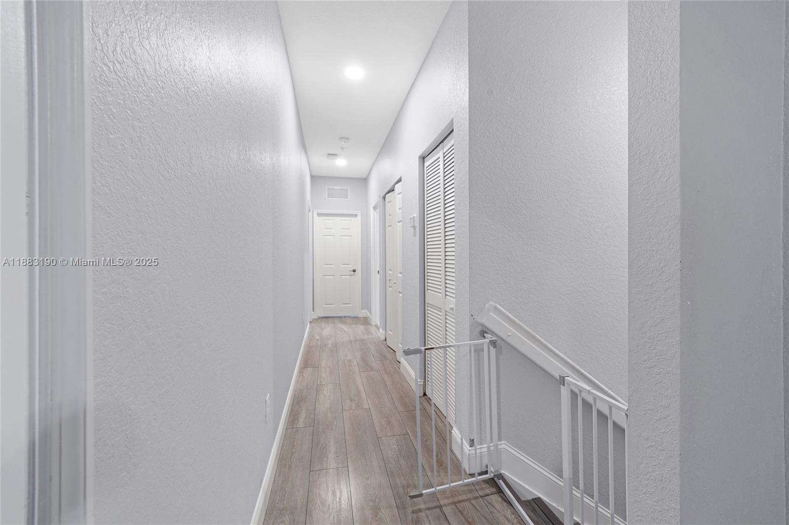 STELLAR PEMBROKE PINES - Residential