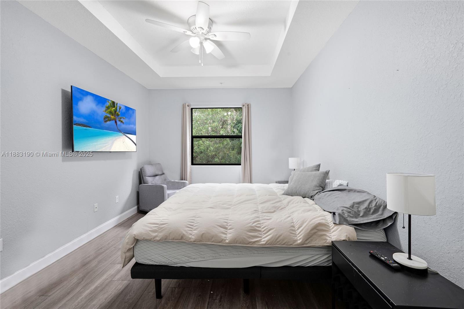 STELLAR PEMBROKE PINES - Residential