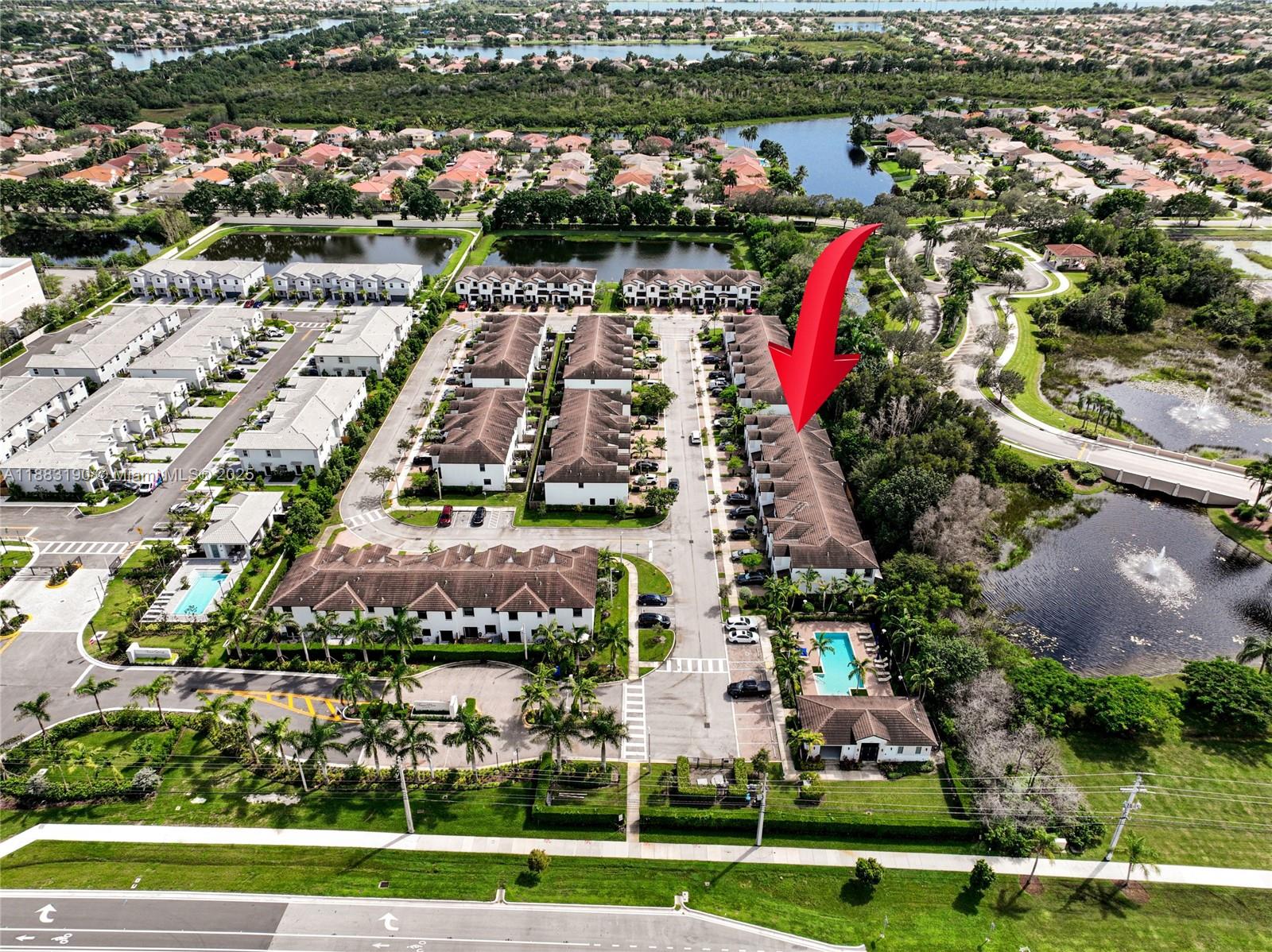 STELLAR PEMBROKE PINES - Residential