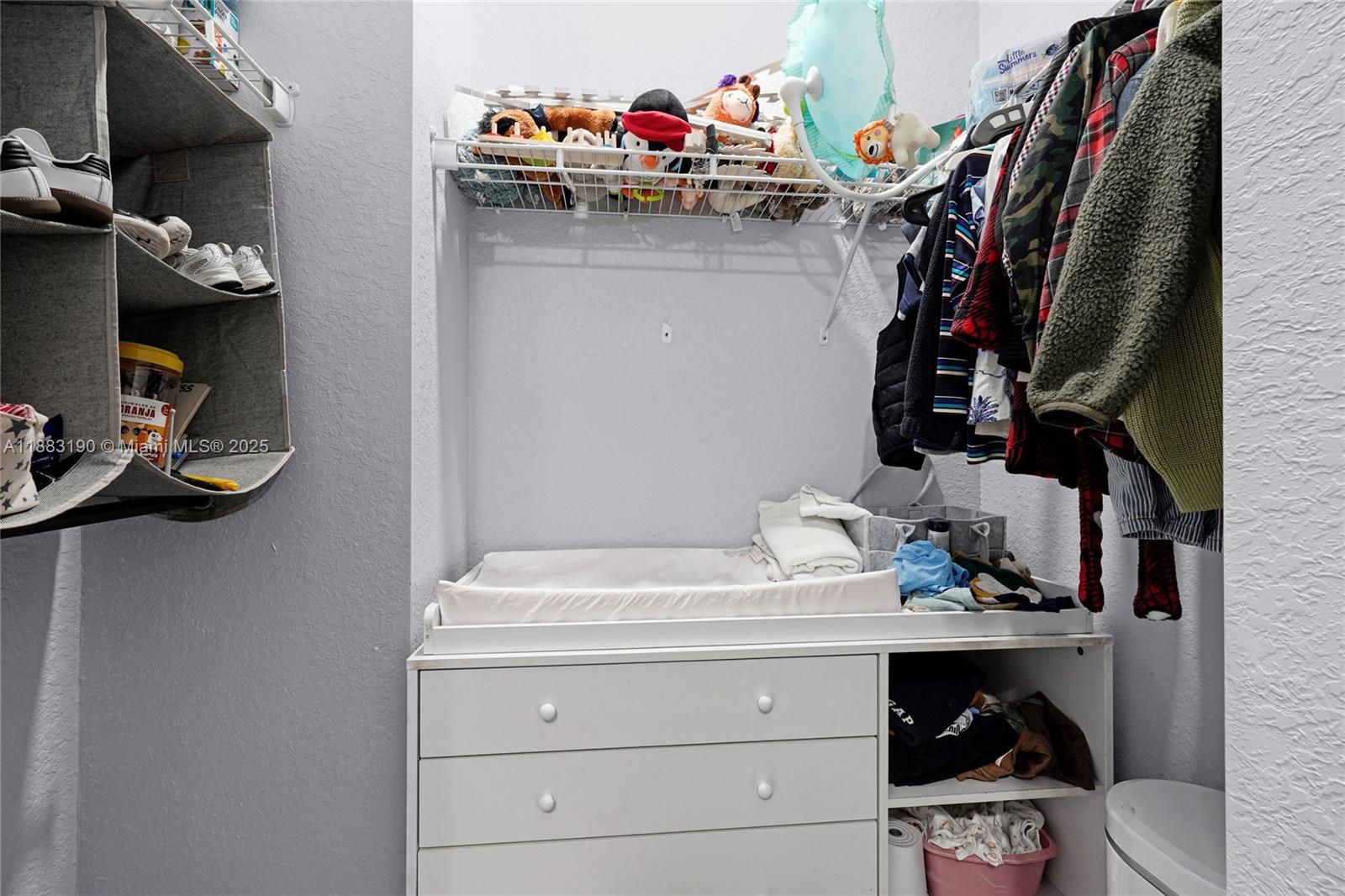 STELLAR PEMBROKE PINES - Residential