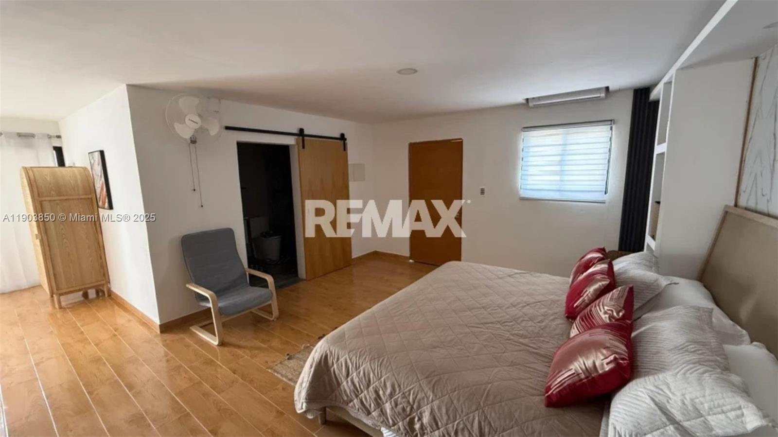 Villa Athenas - Residential