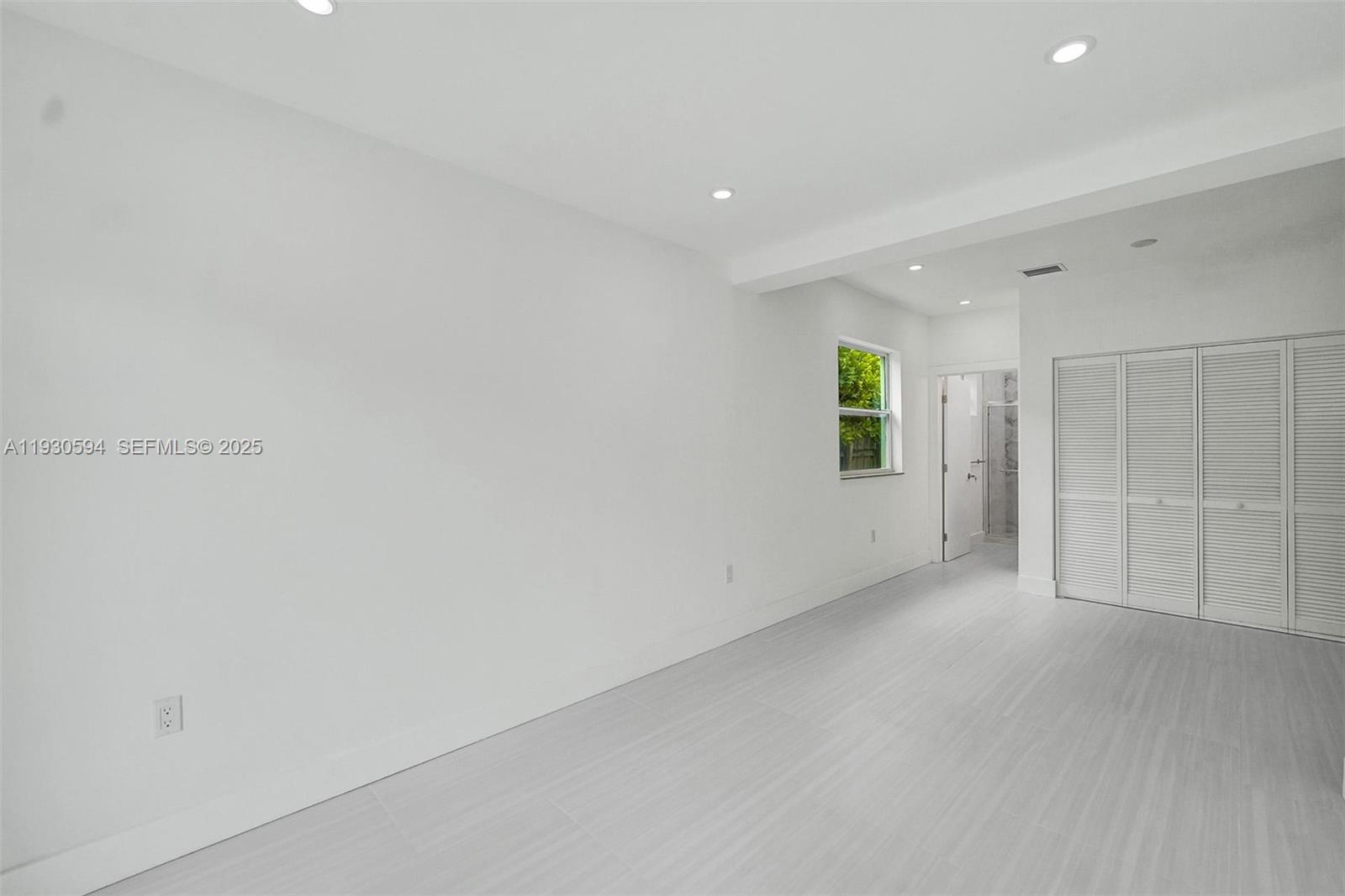 OCEAN BEACH ADDN NO 3 - Residential Lease