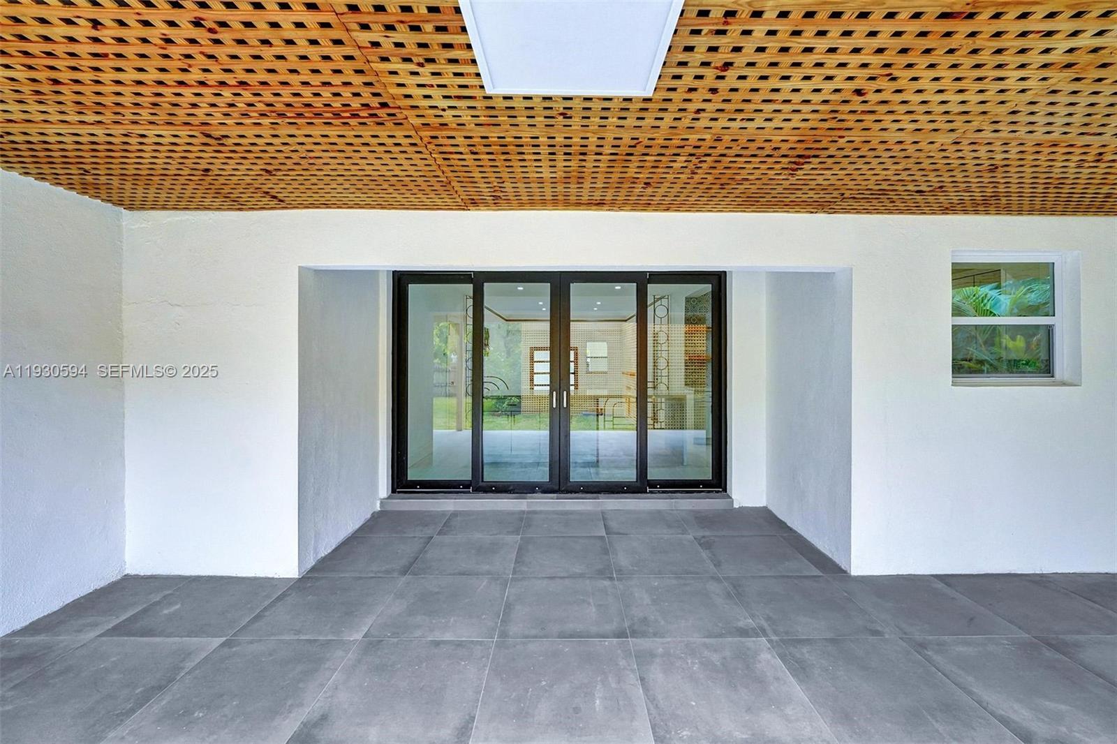 OCEAN BEACH ADDN NO 3 - Residential Lease