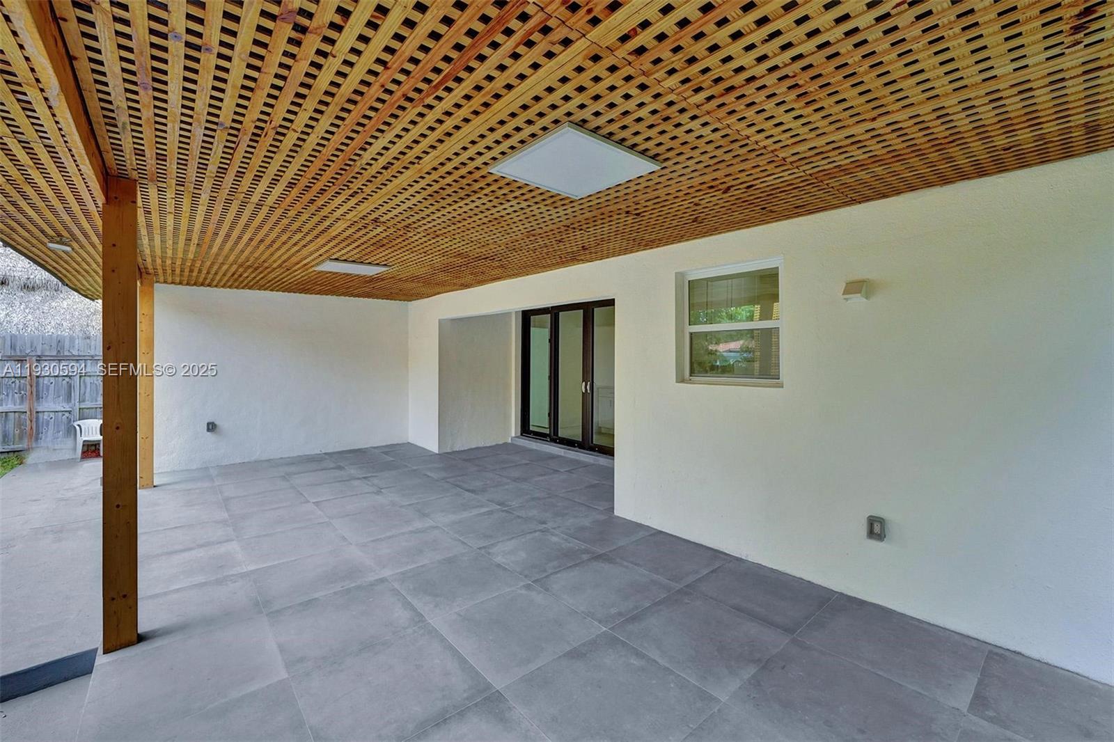 OCEAN BEACH ADDN NO 3 - Residential Lease