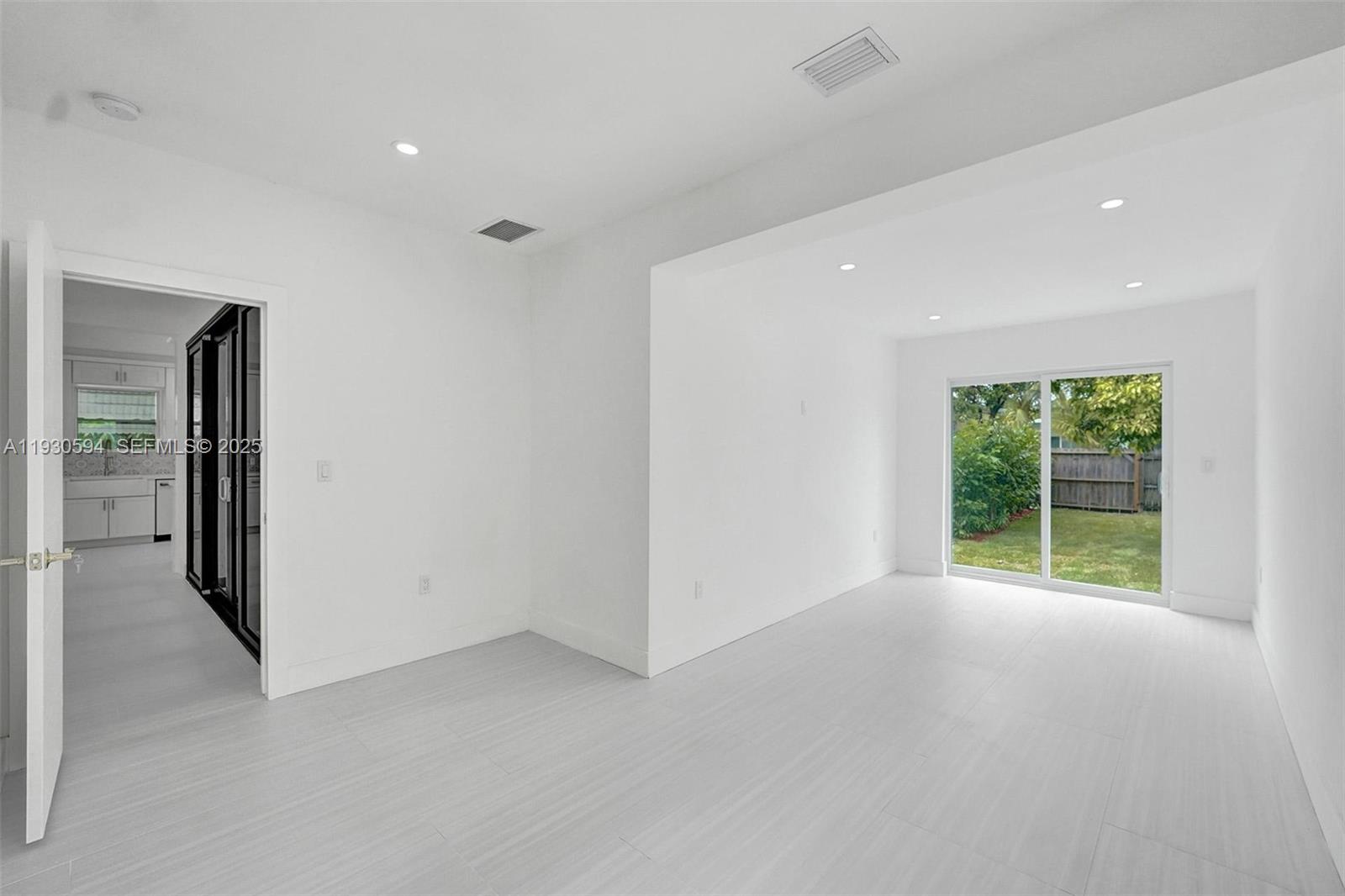 OCEAN BEACH ADDN NO 3 - Residential Lease