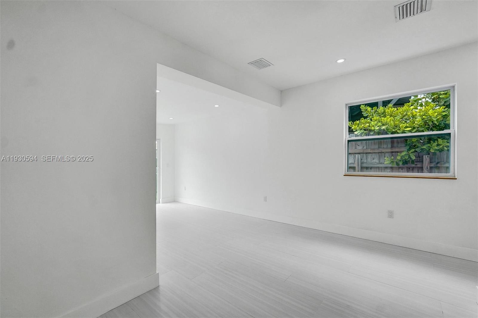 OCEAN BEACH ADDN NO 3 - Residential Lease