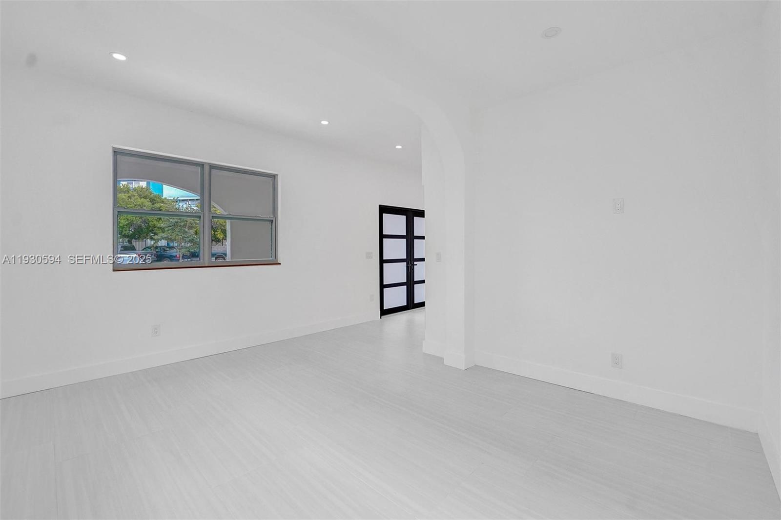 OCEAN BEACH ADDN NO 3 - Residential Lease