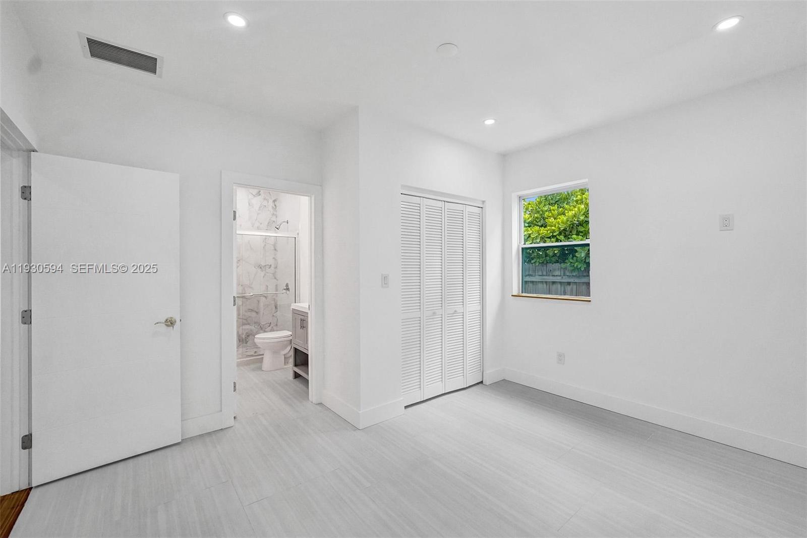 OCEAN BEACH ADDN NO 3 - Residential Lease