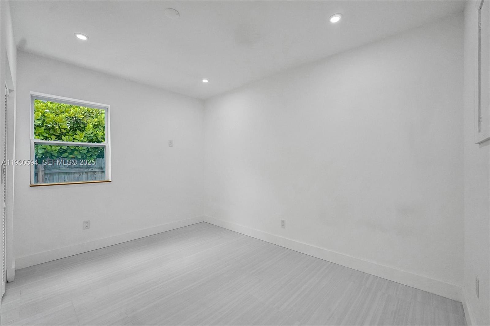 OCEAN BEACH ADDN NO 3 - Residential Lease