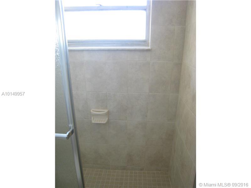 VILLAGE OF KINGS CREEK CO - Residential Lease