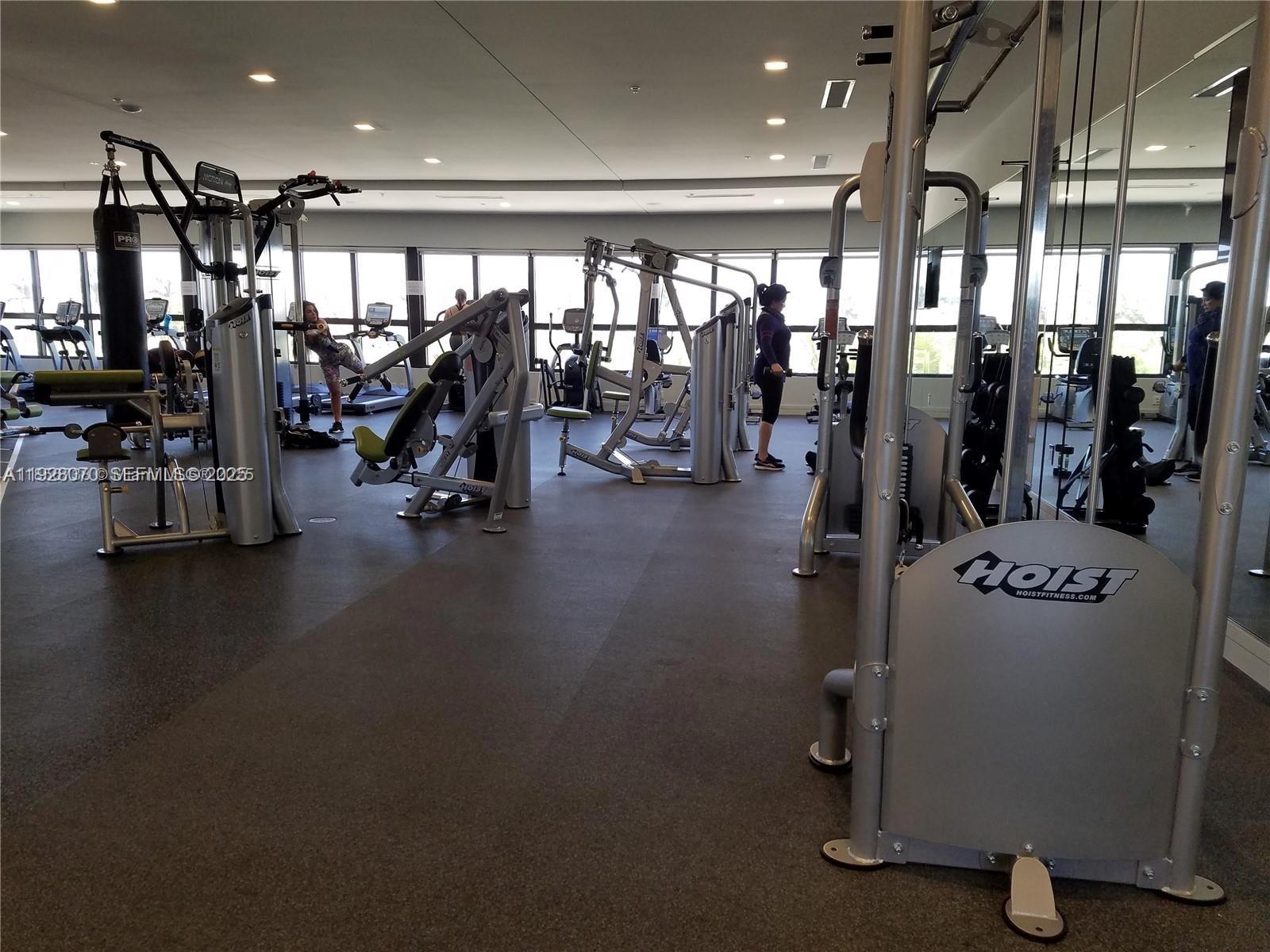 ASTORIA AT CENTRAL PARK - Residential Lease