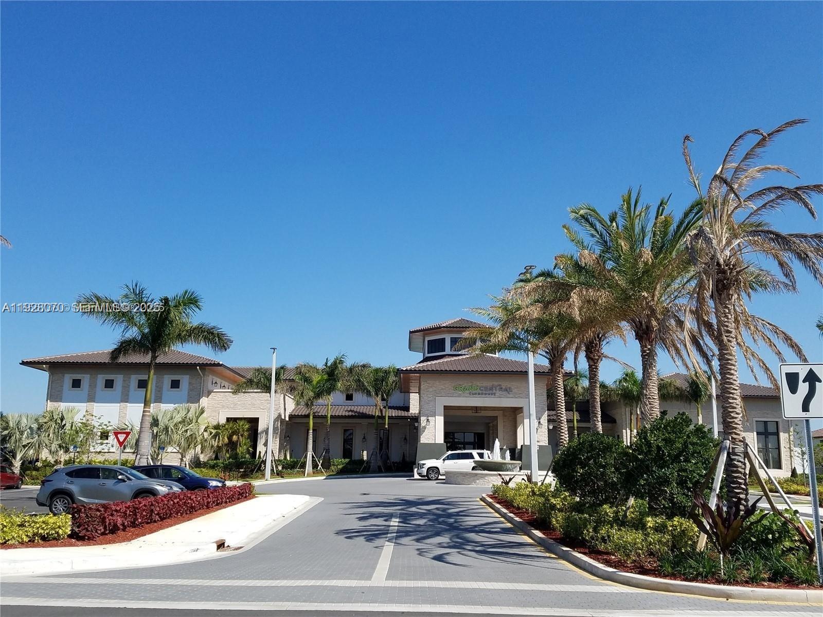 ASTORIA AT CENTRAL PARK - Residential Lease