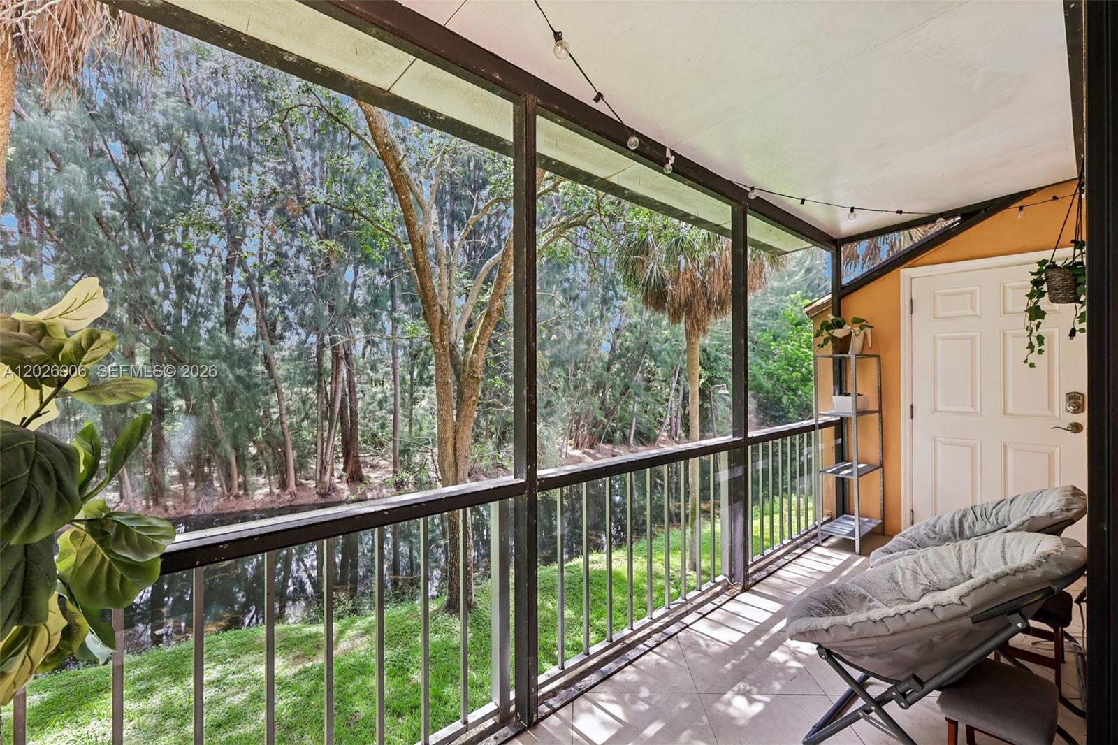 LAGO WEST CONDOMINIUM - Residential