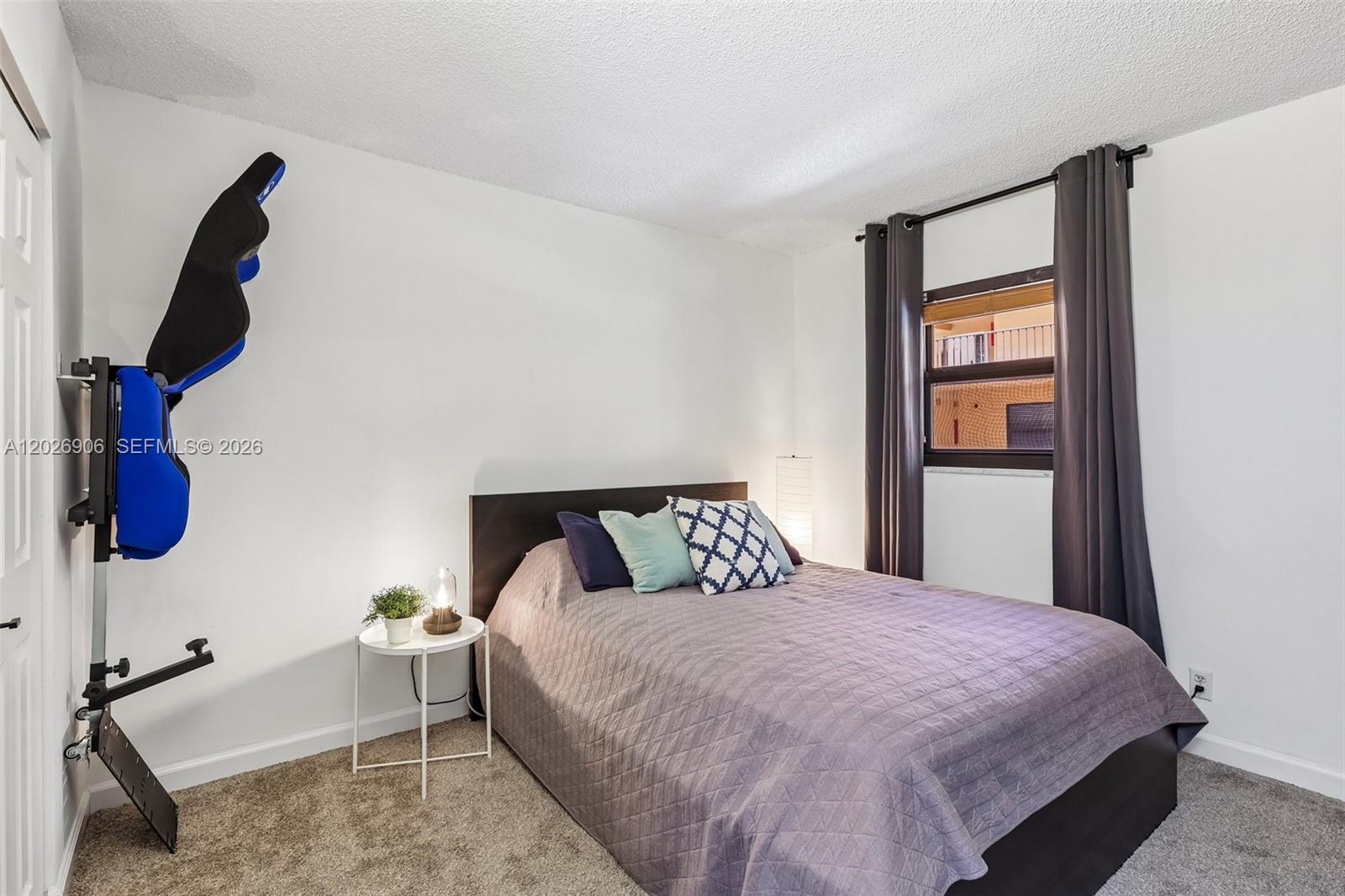 LAGO WEST CONDOMINIUM - Residential