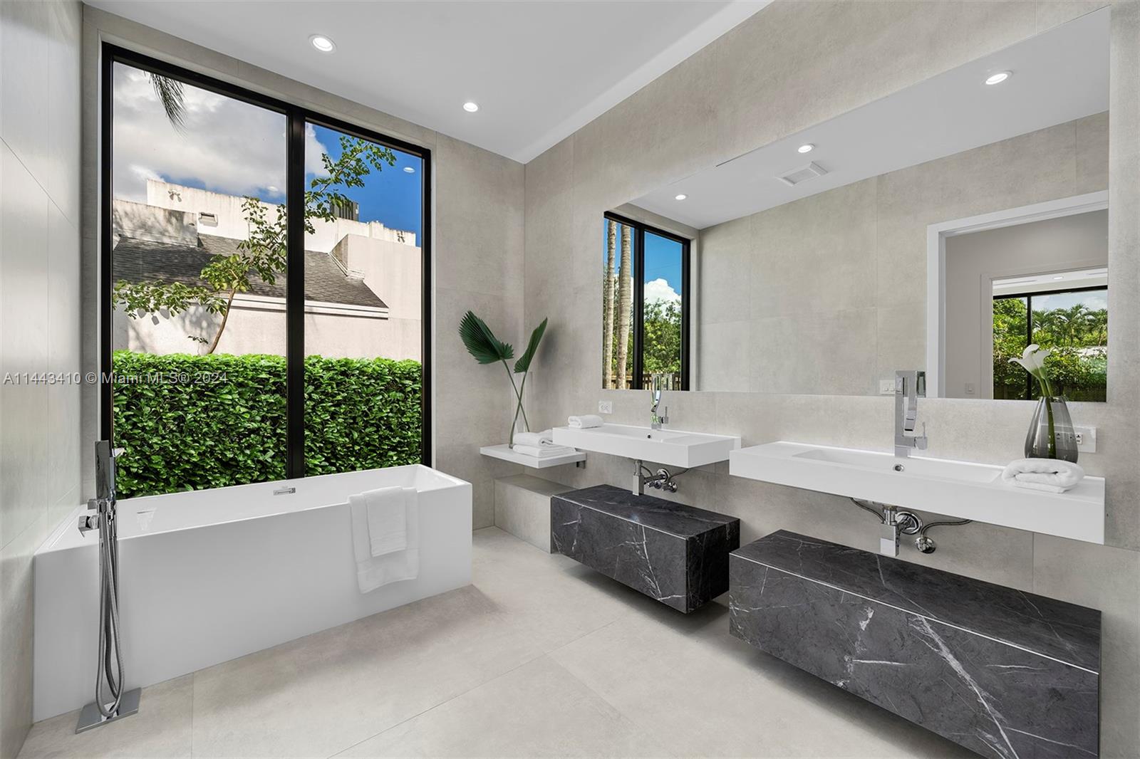 WEST LARKIN PARK - Residential