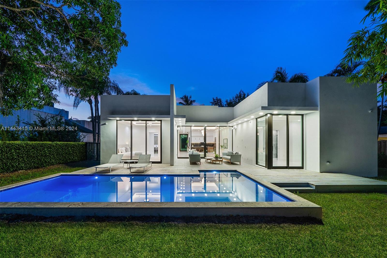 WEST LARKIN PARK - Residential