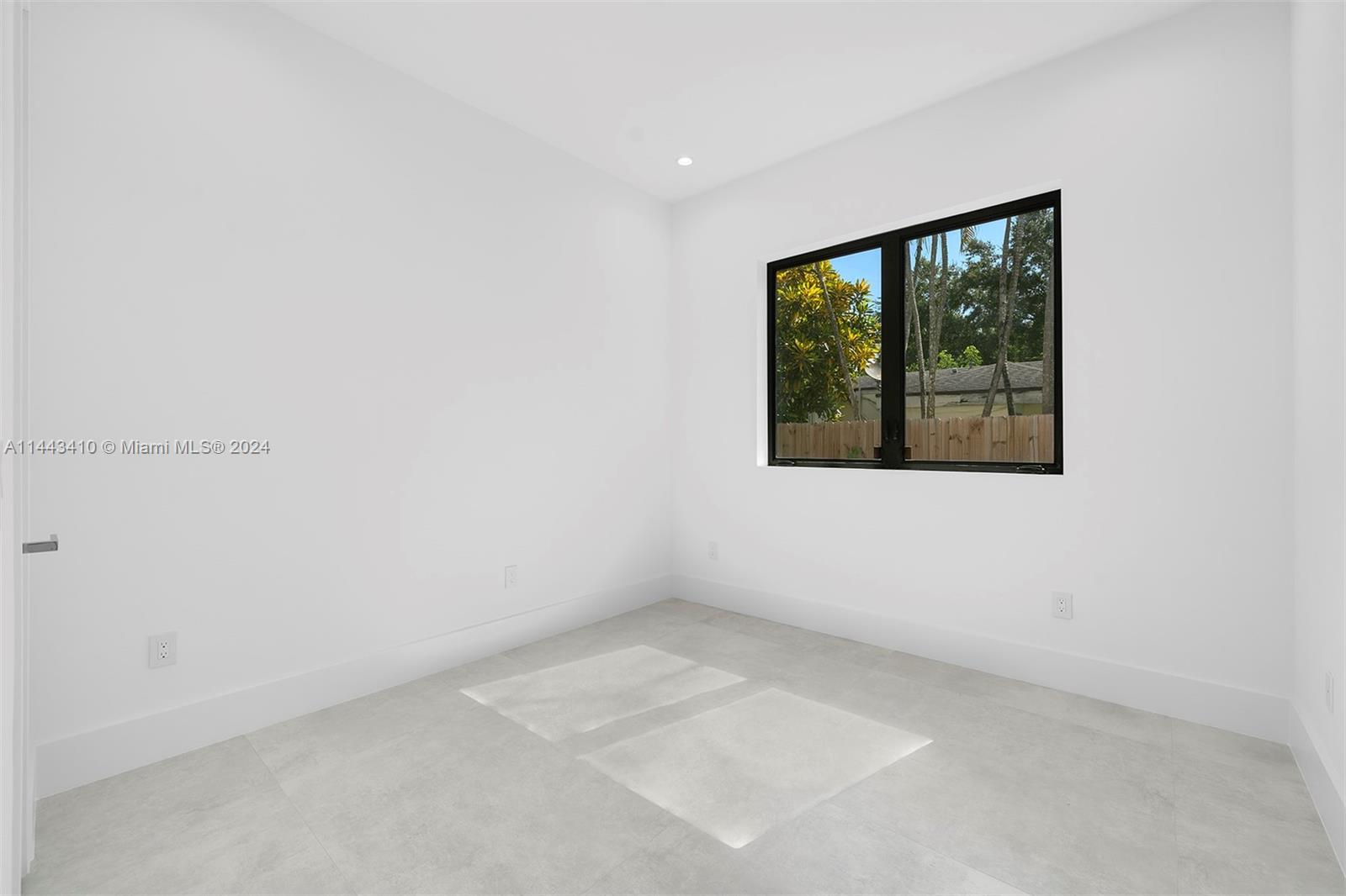 WEST LARKIN PARK - Residential